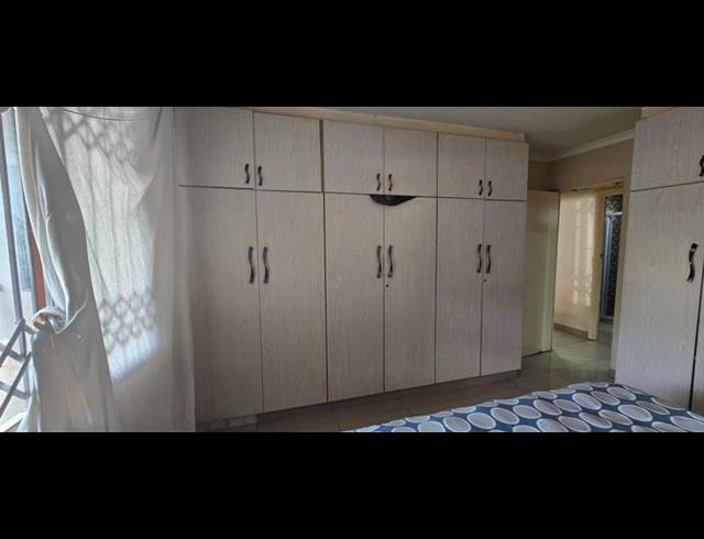 3 BEDROOM PROPERTY TO RENT IN OVERPORT